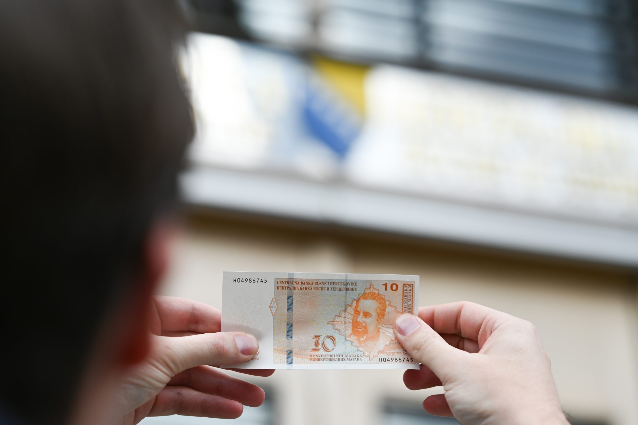 Prosječna plata u BiH duplo manja nego u Sloveniji