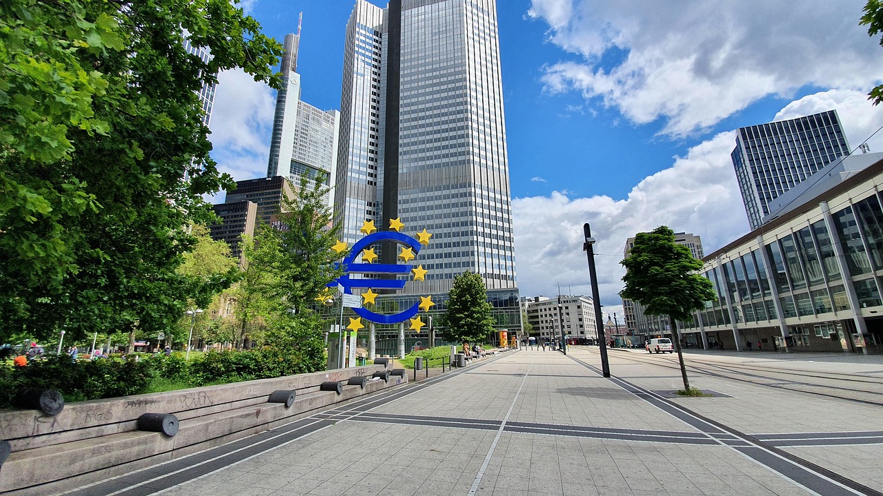 Privreda eurozone porasla za 0,6 odsto