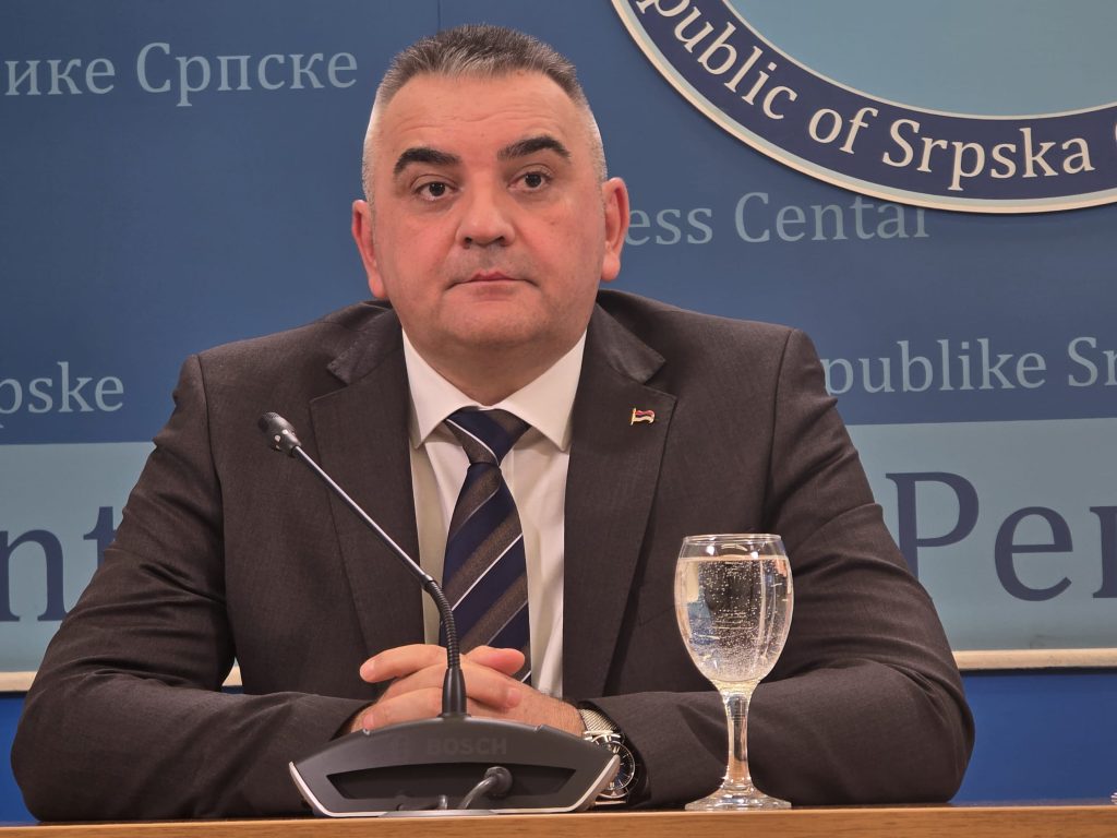 Minić: Moguća smjena Luke Petrovića Savo Minić