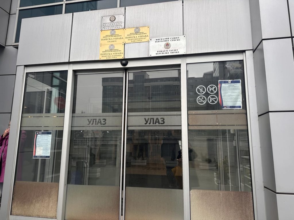 Uhapšeni inspektori suspendovani s posla